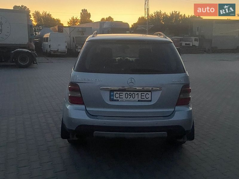 Позашляховик / Кросовер Mercedes-Benz 320 Pullman