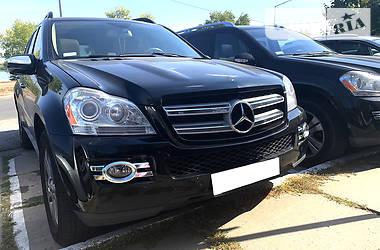 Mercedes-Benz   2008