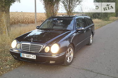 Mercedes-Benz   2002