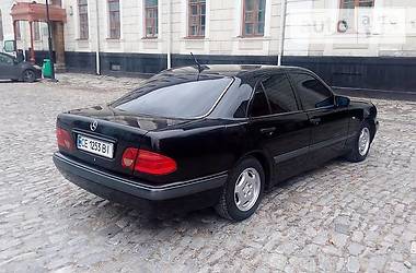 Mercedes-Benz   1999
