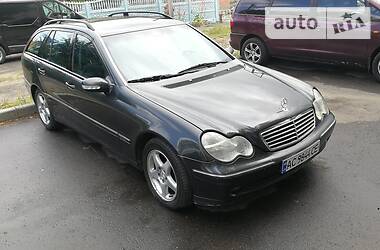 Mercedes-Benz   2001