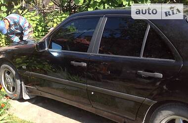 Mercedes-Benz   1999