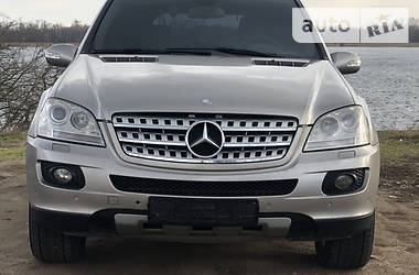 Mercedes-Benz   2008