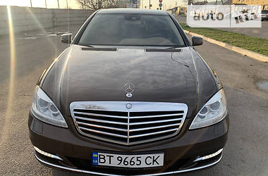 Mercedes-Benz   2012