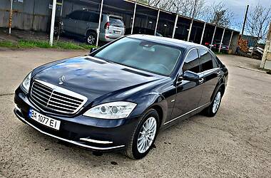 Mercedes-Benz  350 cdi 4matic  2010