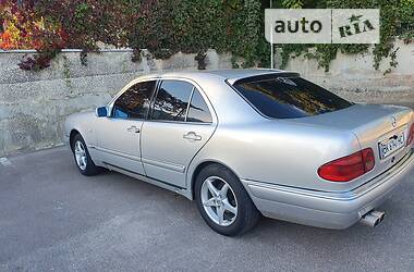 Mercedes-Benz   1997