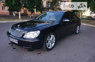 Mercedes-Benz   2005