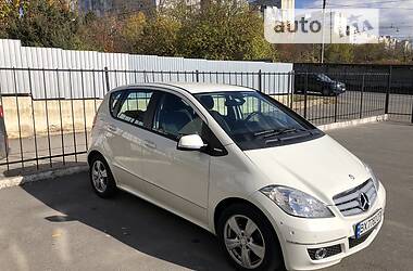 Mercedes-Benz A-Class  2011