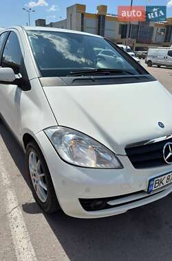 Mercedes-Benz A-Class 2011