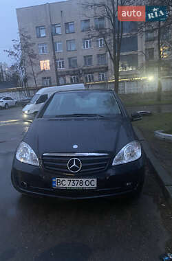 Mercedes-Benz A-Class  2011