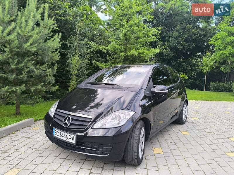 Купе Mercedes-Benz A-Class