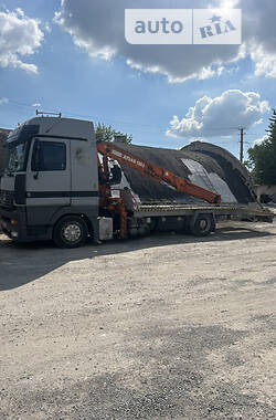 Mercedes-Benz Actros  2001