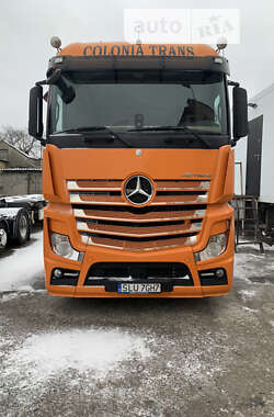 Mercedes-Benz Actros  2014