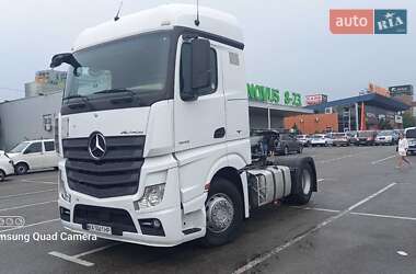 Mercedes-Benz Actros  2015