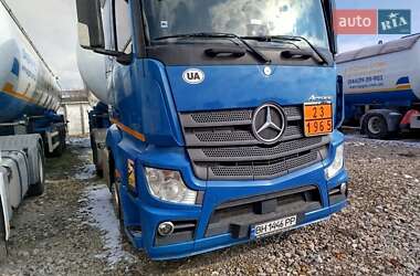 Mercedes-Benz Actros  2016