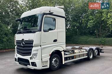 Mercedes-Benz Actros 2021