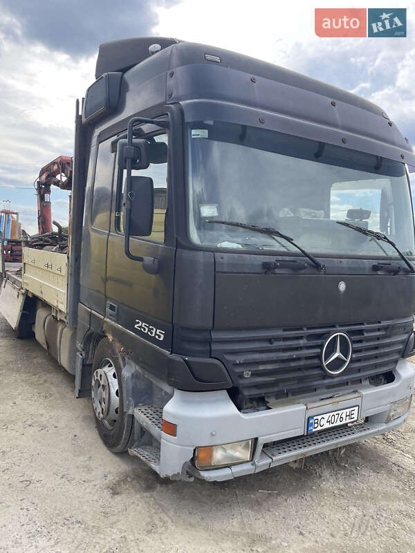 Кран-маніпулятор Mercedes-Benz Actros