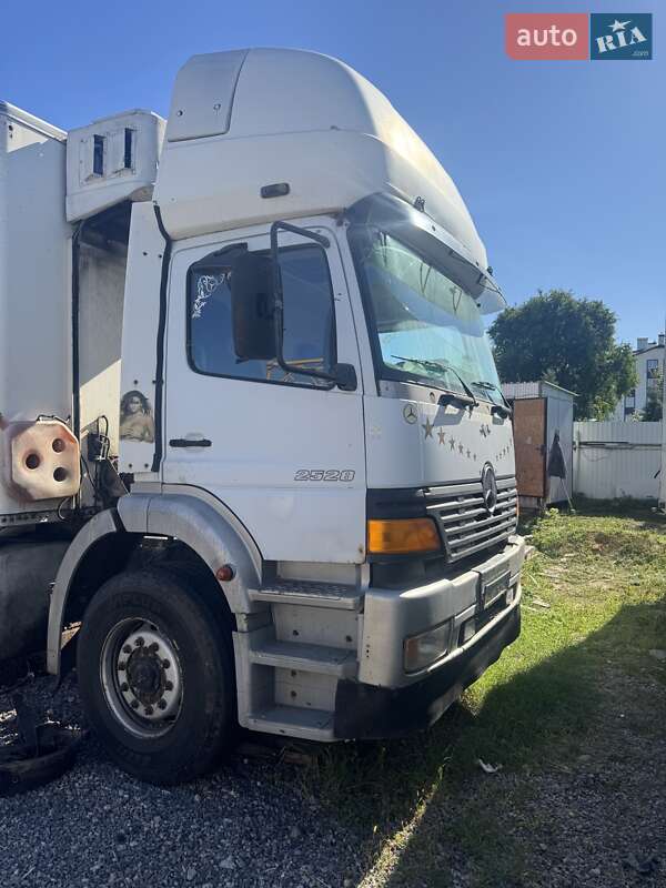 Рефрижератор Mercedes-Benz Actros