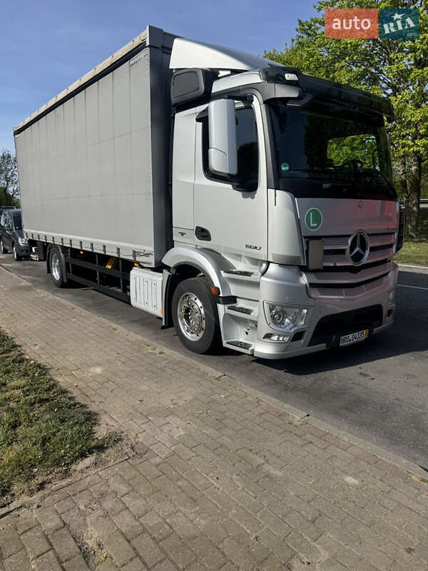 Mercedes-Benz Antos