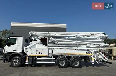 Mercedes-Benz Arocs 2023