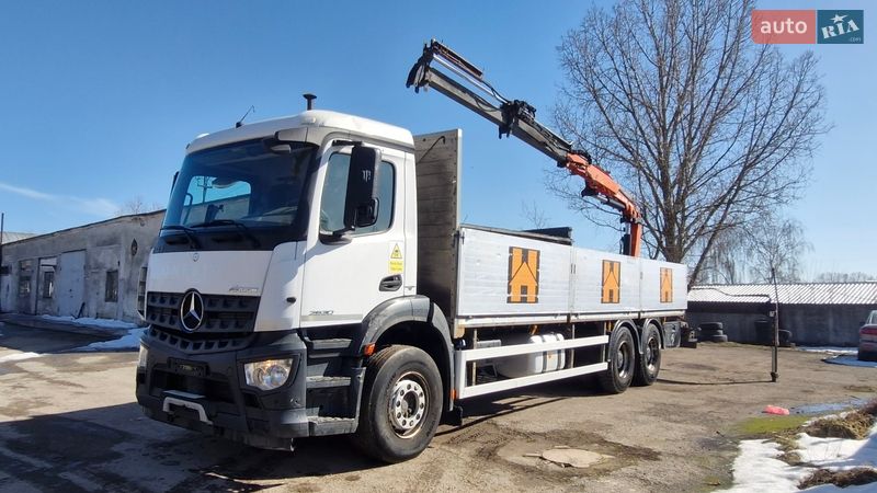 Кран-маніпулятор Mercedes-Benz Arocs