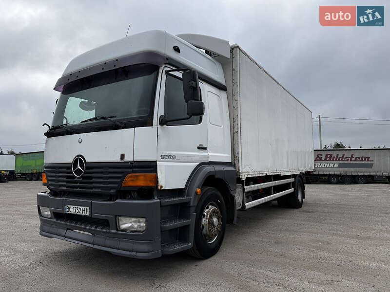 Грузовой фургон Mercedes-Benz Atego