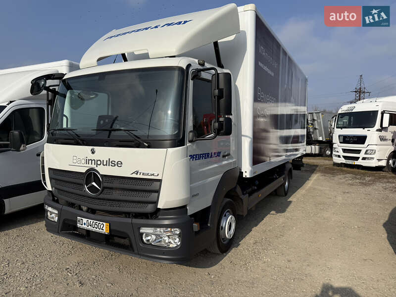 Грузопассажирский фургон Mercedes-Benz Atego