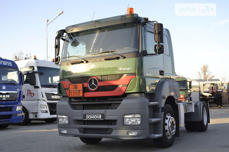 Тягач Mercedes-Benz Axor