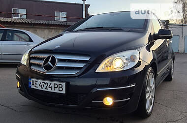 Mercedes-Benz B-Class  2010