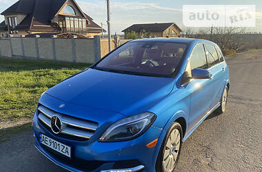 Mercedes-Benz B-Class  2015