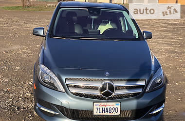 Mercedes-Benz B-Class B 250 2015