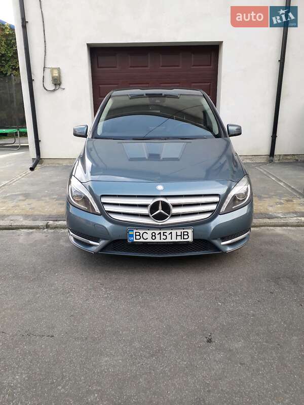 Мінівен Mercedes-Benz B-Class