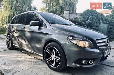 Mercedes-Benz B-Class  2013