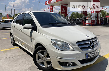 Mercedes-Benz B-Class  2010