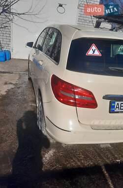 Mercedes-Benz B-Class  2014