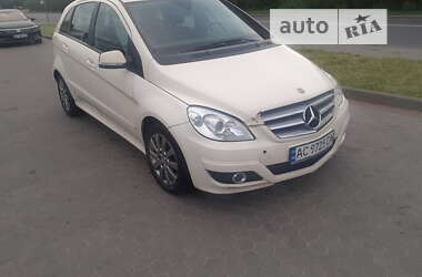 Mercedes-Benz B-Class 2.0 automat 2011