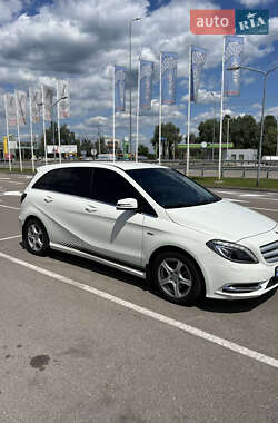 Mercedes-Benz B-Class  2013