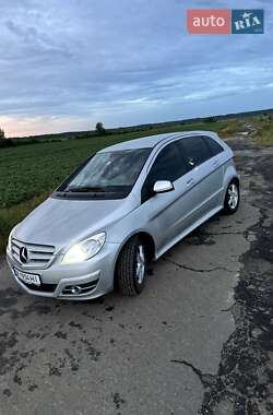 Mercedes-Benz B-Class  2011