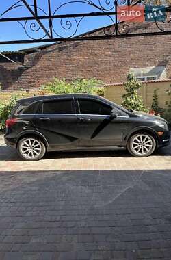 Mercedes-Benz B-Class 2017