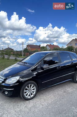 Mercedes-Benz B-Class  2011