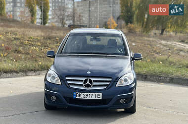 Mercedes-Benz B-Class  2011