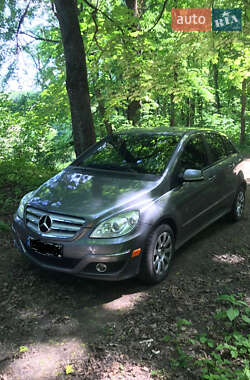 Mercedes-Benz B-Class  2011