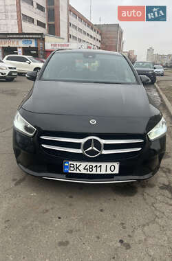 Mercedes-Benz B-Class  2021