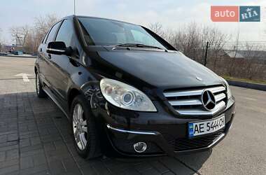Mercedes-Benz B-Class  2011