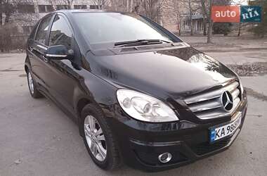 Mercedes-Benz B-Class  2011