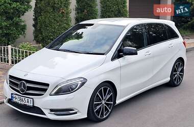 Mercedes-Benz B-Class 2012