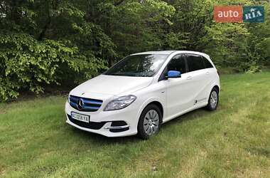Mercedes-Benz B-Class  2017