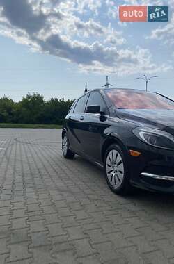 Mercedes-Benz B-Class  2017