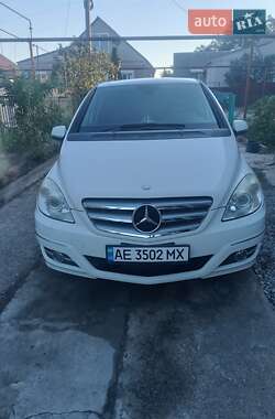 Mercedes-Benz B-Class  2011