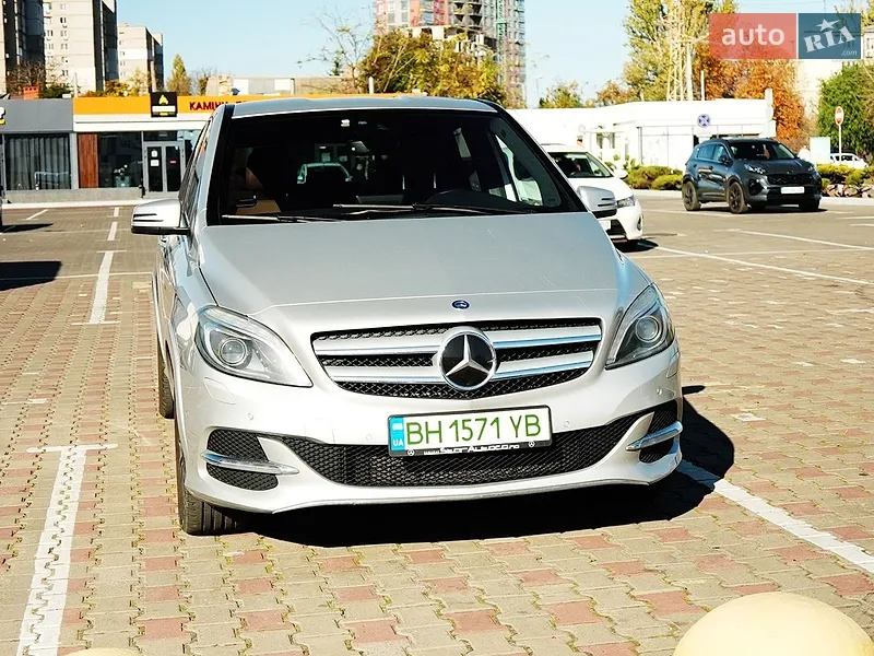 Mercedes-Benz B-Class 2015
